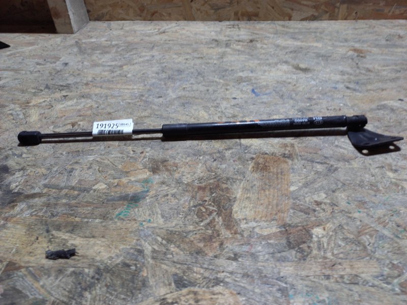 Амортизатор крышки багажника правый KIA SOUL PS 13-19 2017 PS 1.6 81780-B2000 Б/У