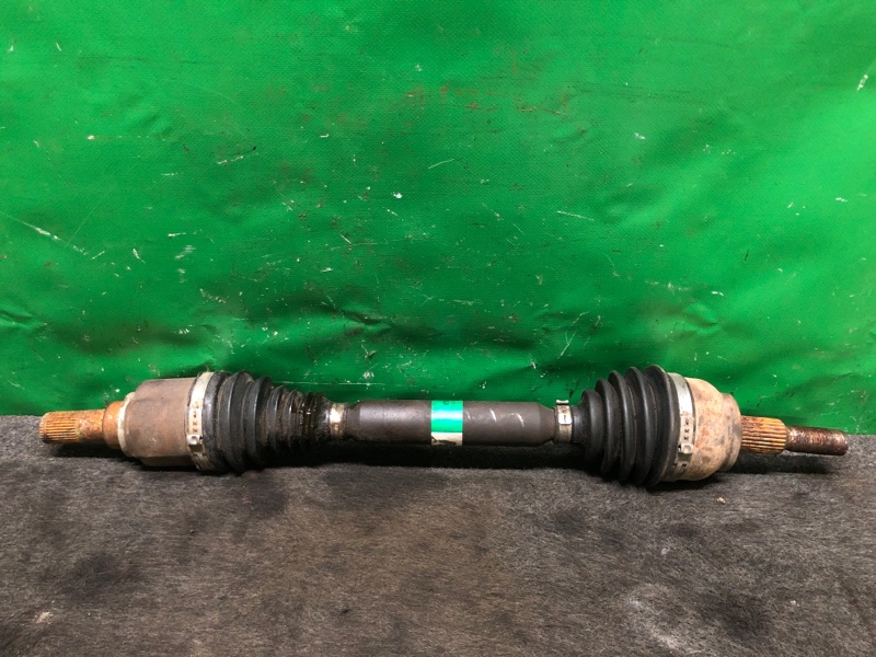 Привод передний левый FORD FOCUS 10-18 BV61-3B437-GA Б/У