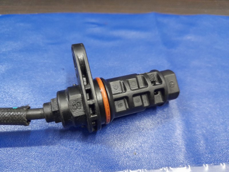 Датчик положения коленвала HYUNDAI SANTA FE (DM) 12-18 2.4 Датчик положения коленвала HYUNDAI SANTA FE (DM) 12-18 2.4