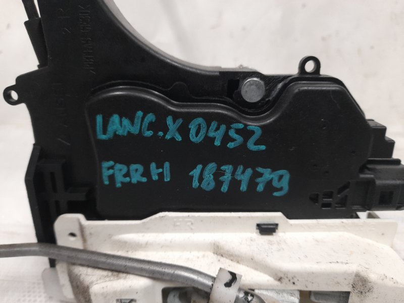Замок двери передний правый LANCER X 10 07-15 2010 Седан 2.0 4B11