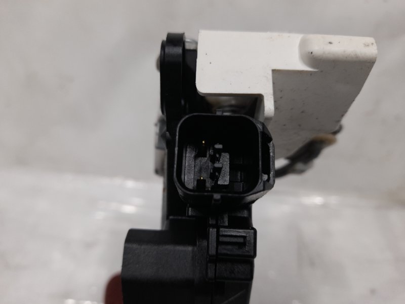 Замок двери передний правый LANCER X 10 07-15 2010 Седан 2.0 4B11