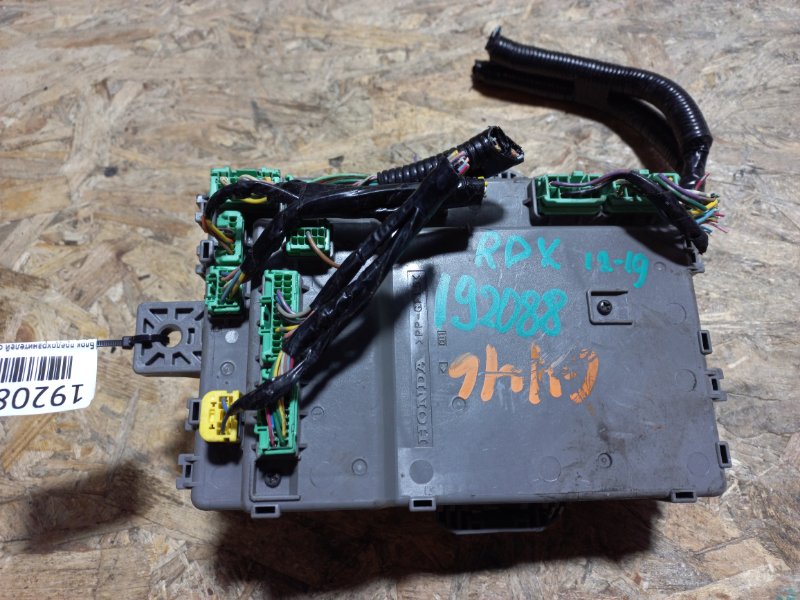 Блок предохранителей салон ACURA RDX 12-19 Внедорожник 3.5 J35Z2