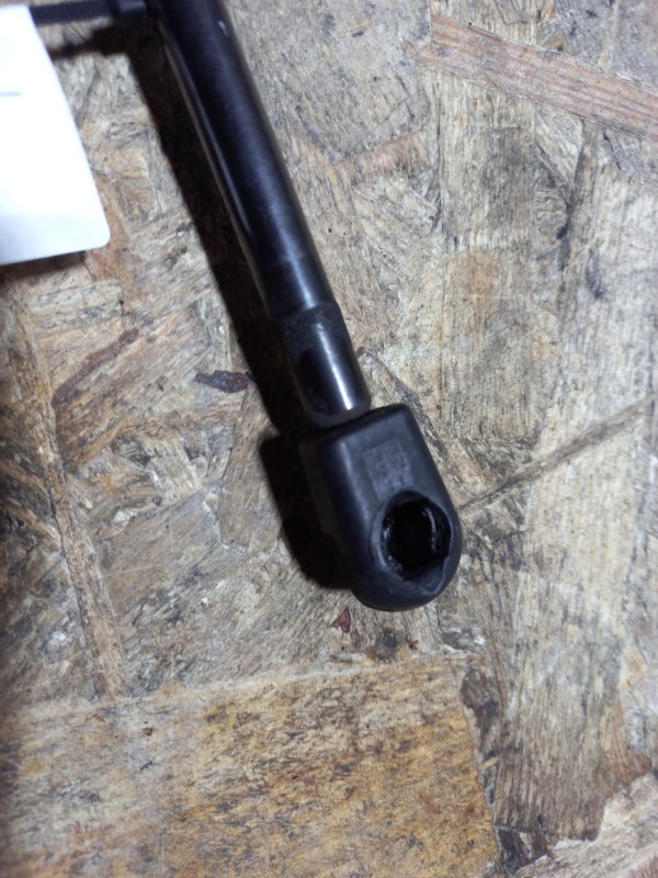 Амортизатор крышки багажника левый RDX 12-19 2014 Внедорожник 3.5 J35Z2