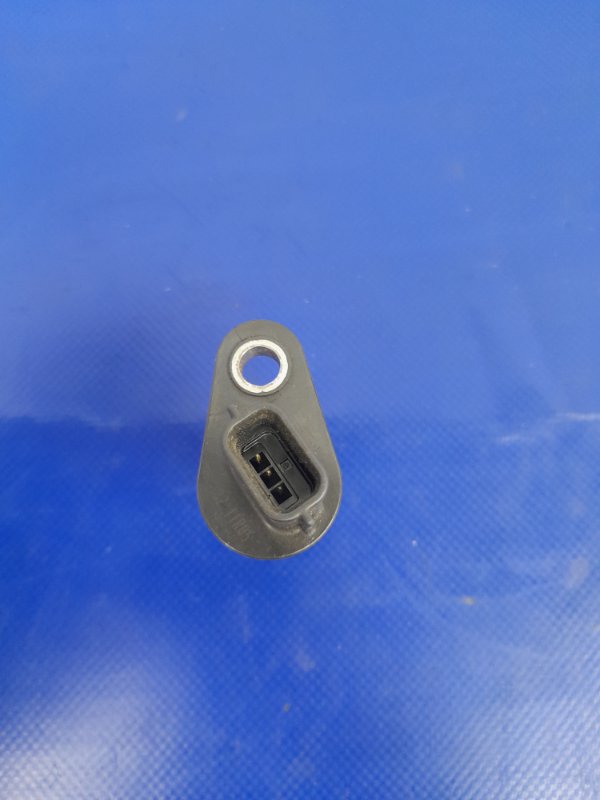 Датчик положения распредвала G25/G35/G37/Q40 06-14 2014 Седан 3.7 VQ37VHR