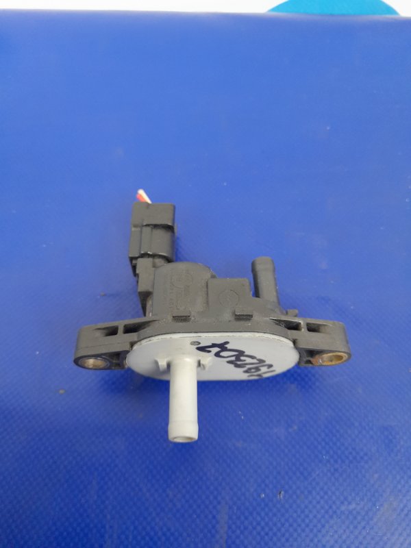 Клапан вентиляции топливного бака MDX (YD2) 06-13 2007 YD2 3.7