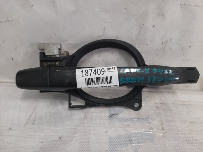 Ручка двери наружная задняя правая MITSUBISHI LANCER X 10 07-15 2010 Седан 2.0 4B11 5716A014RA Б/У