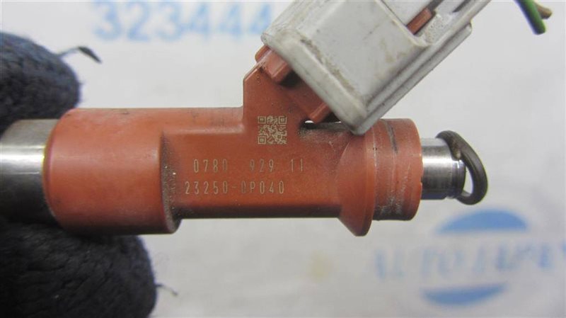 Форсунка топливная TOYOTA SIENNA 11-16 GSL30 3.5 2GR-FE Форсунка топливная TOYOTA SIENNA 11-16 GSL30 3.5 2GR-FE