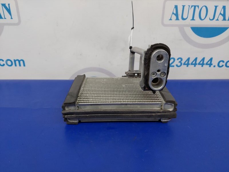 Испаритель кондиционера задний CX-9 06-16