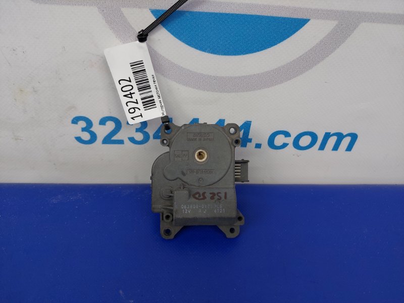 Моторчик заслонки печки LEXUS IS250/350 05-13 87106-30440 Б/У