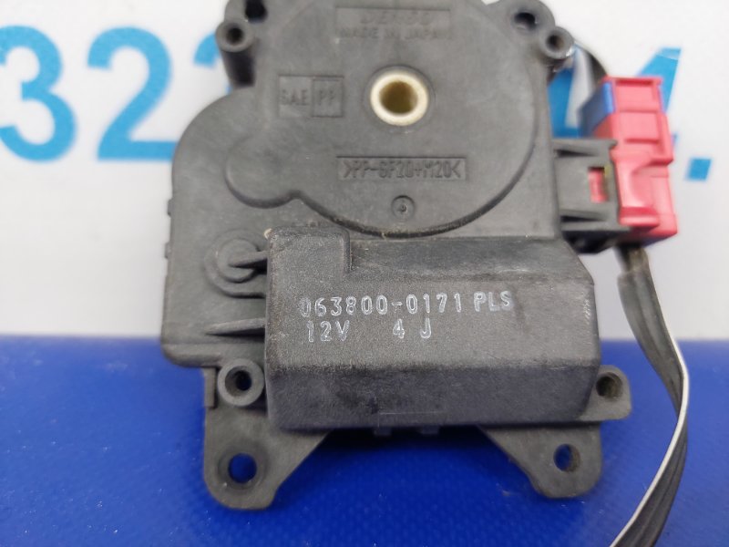 Моторчик заслонки печки IS250/350 05-13