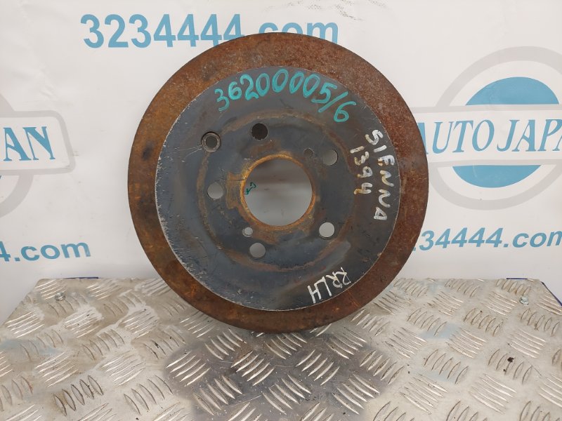 Запчасть тормозной диск задний TOYOTA SIENNA 11-16 2013 GSL30 3.5 2GR-FE 42431-0E020 Б/У Тормозной диск задний TOYOTA SIENNA 11-16 2013 GSL30 3.5 2GR-FE 42431-0E020 Б/У