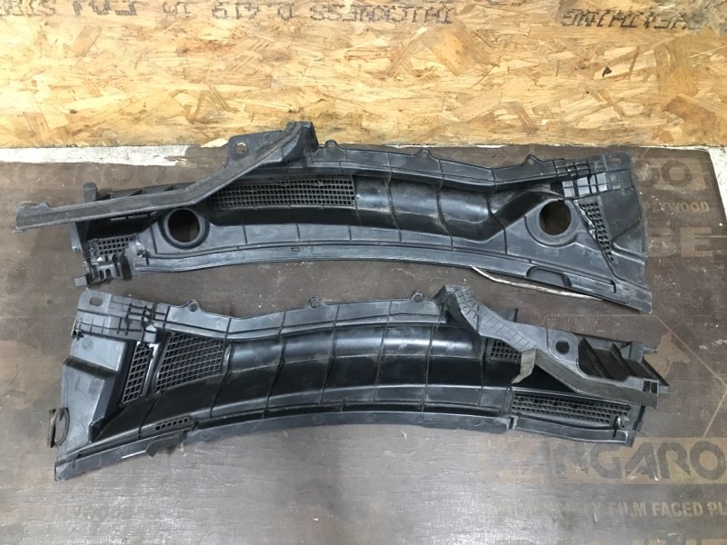 Пластик под лобовое стекло / Жабо FX/QX70 S51 08-17 2009 S51 3.5 VQ35HR