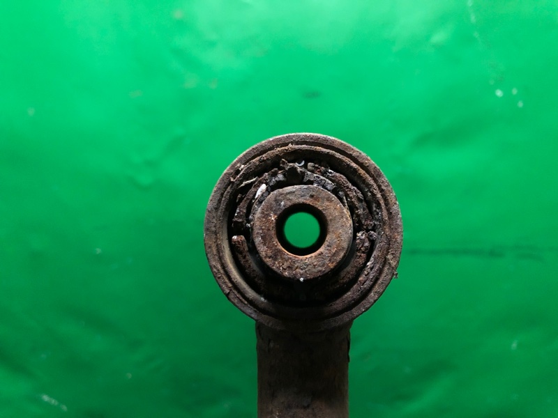 Рычаг задней подвески поперечный нижний задний левый SUZUKI KIZASHI 09-14 Седан 2.4 Рычаг задней подвески поперечный нижний задний левый SUZUKI KIZASHI 09-14 Седан 2.4