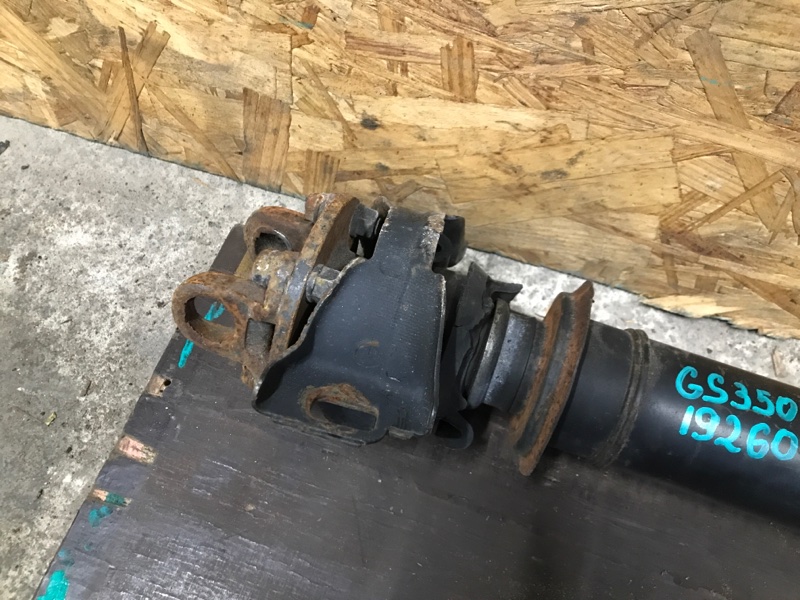 Карданный вал задний GS350 GS300 05-11 2007 Седан 3.5 Карданный вал задний GS350 GS300 05-11 2007 Седан 3.5