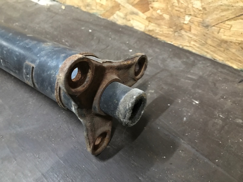 Карданный вал задний GS350 GS300 05-11 2007 Седан 3.5 Карданный вал задний GS350 GS300 05-11 2007 Седан 3.5