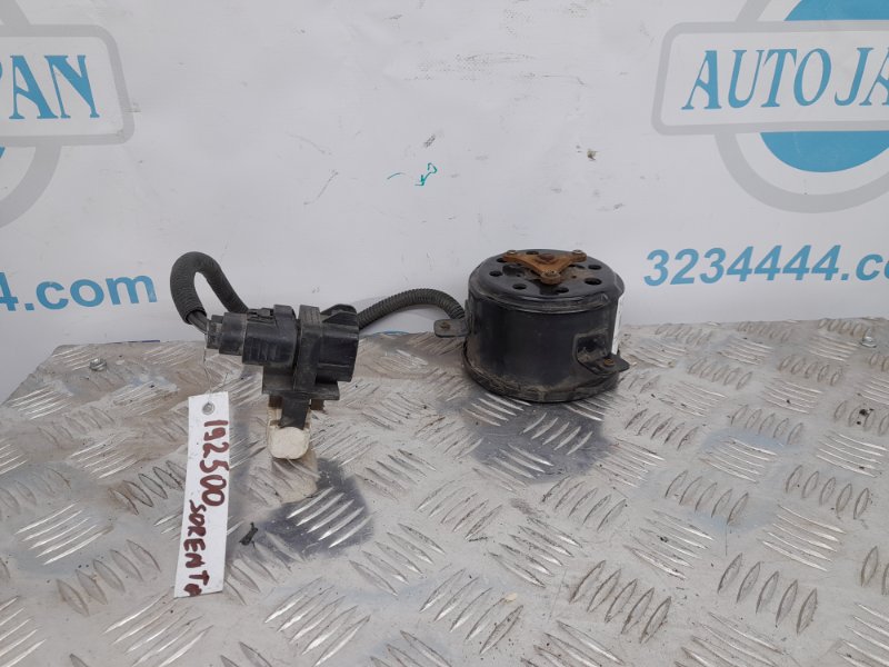 Мотор вентилятора охлаждения KIA SORENTO XM 09-14 Б/У