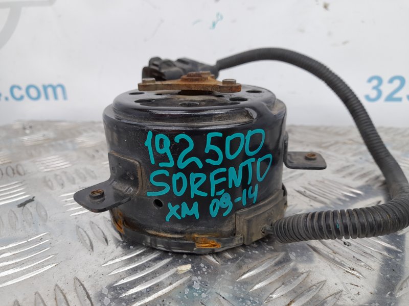Мотор вентилятора охлаждения SORENTO XM 09-14