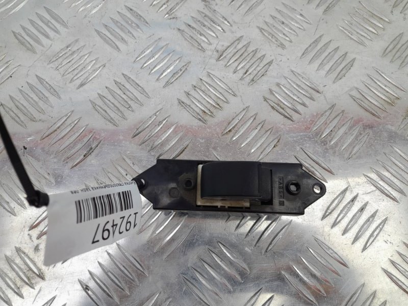 Кнопка стеклоподъемника задняя левая LANCER X 10 07-15