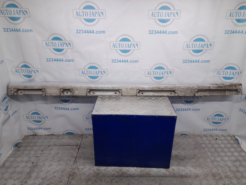 Накладка порога наружная правая GS350 GS300 05-11 2007 Седан 3.5