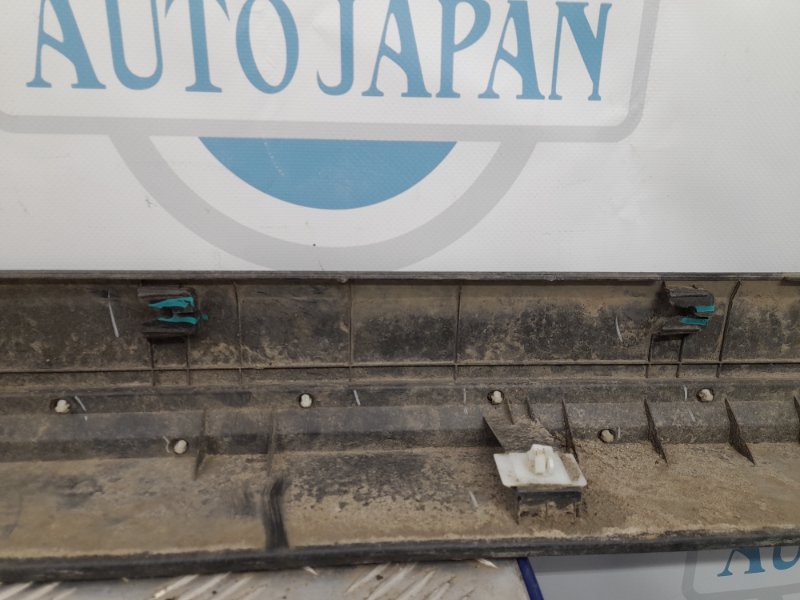 Накладка порога наружная левая SANTA FE (TM) 18-23