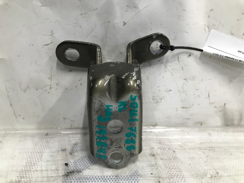 Петля двери нижняя задняя левая KIA SOUL AM 08-13 2012 Хетчбек 2.0 79310-3K000 Б/У