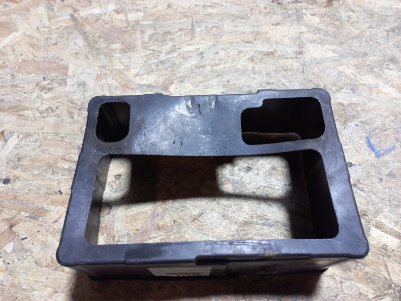 Короб аккумулятора PILOT 08-15 2010 Внедорожник 3.5