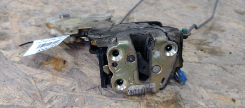 Замок двери передний правый ALMERA 03-09 2004 N16 1.5