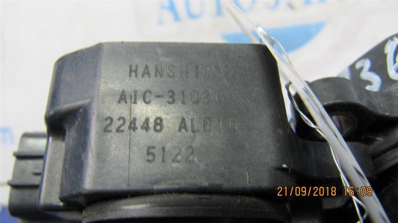 Катушка зажигания INFINITI M35/M45 04-10 Катушка зажигания INFINITI M35/M45 04-10