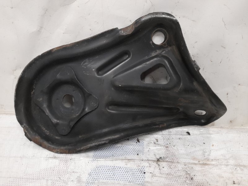 Крепление балки подвески заднее правое CAMRY 40 06-11 2008 ACV40 2.4 2AZFE