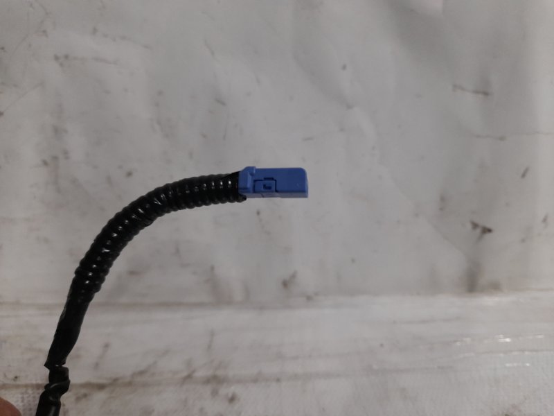 Кнопка открывания багажника наружная задняя ACURA RDX 12-19 Внедорожник 3.5 J35Z2