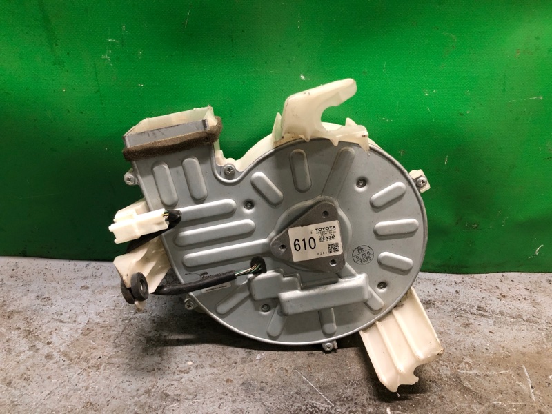 Мотор охлаждения батареи TOYOTA CAMRY 40 06-11 AHV40 2.4 2AZFXE