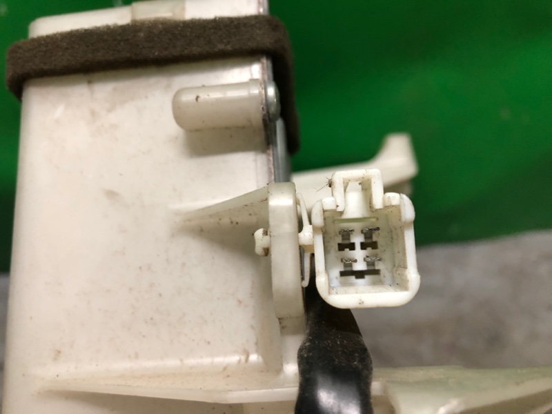 Мотор охлаждения батареи CAMRY 40 06-11 2007 AHV40 2.4 2AZFXE