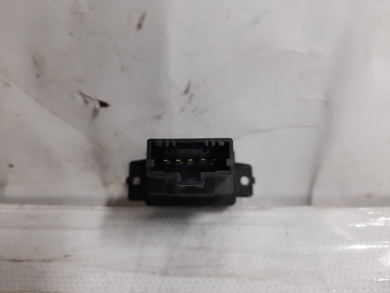 Кнопка закрывания крышки багажника MDX (YD2) 06-13 2010 YD2 3.7 J37A1