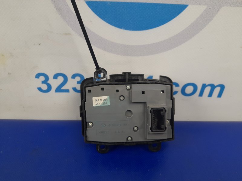 Блок управления мультимедиа 6 GJ 12-