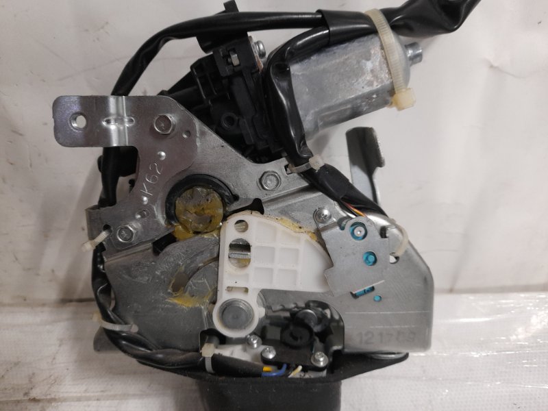 Замок крышки багажника MDX (YD2) 06-13 2010 YD2 3.7 J37A1 Замок крышки багажника MDX (YD2) 06-13 2010 YD2 3.7 J37A1