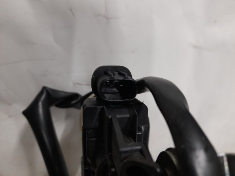 Замок крышки багажника MDX (YD2) 06-13 2010 YD2 3.7 J37A1 Замок крышки багажника MDX (YD2) 06-13 2010 YD2 3.7 J37A1