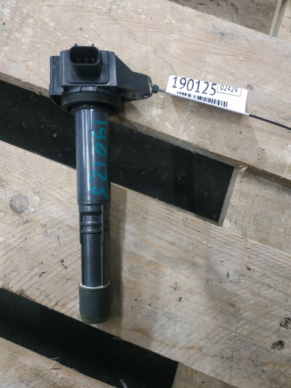 Запчасть катушка зажигания ACURA TLX 14-17 2017 Седан 2.4 30520-5A2-A01 Б/У Катушка зажигания ACURA TLX 14-17 2017 Седан 2.4 30520-5A2-A01 Б/У