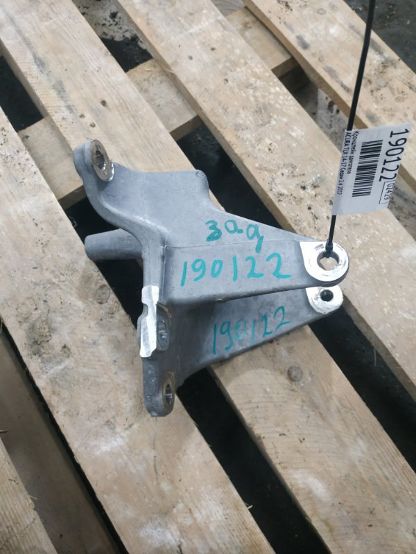 Кронштейн опоры двигателя задний ACURA TLX 14-17 2017 Седан 2.4 50610-TZ4-A01 Б/У