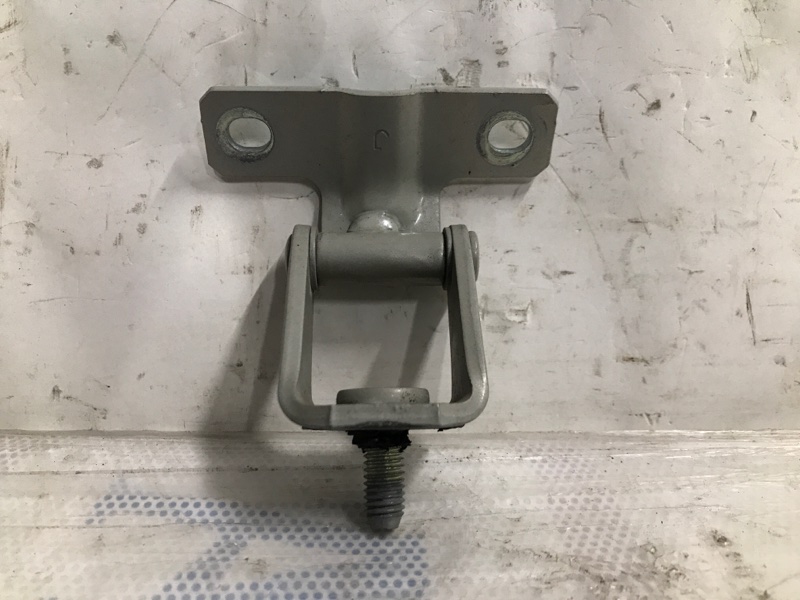 Петля крышки багажника правая OUTLANDER XL 05-13 2006 Внедорожник 3.0 Петля крышки багажника правая OUTLANDER XL 05-13 2006 Внедорожник 3.0