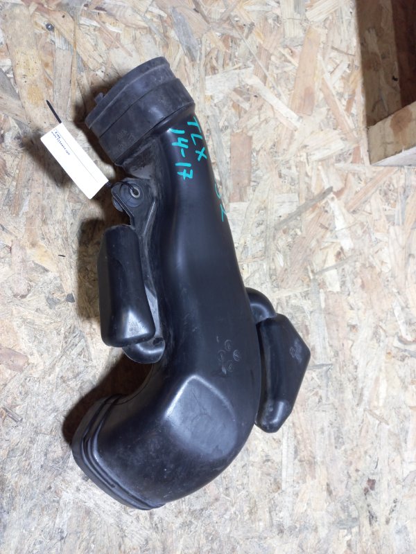 Воздухозаборник ACURA TLX 14-17 2017 Седан 2.4 17243-RDF-A00 Б/У