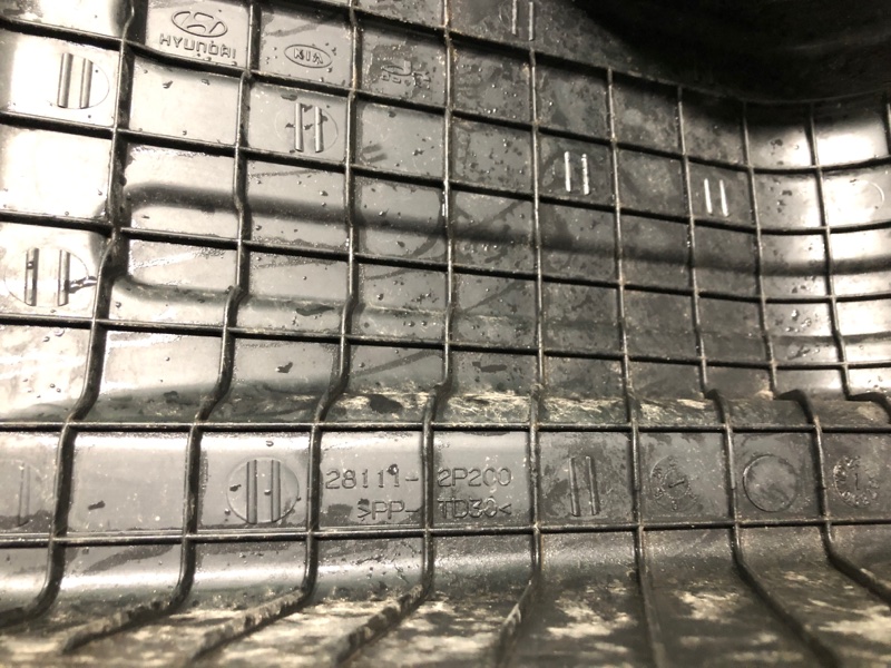 Крышка корпуса воздушного фильтра KIA SORENTO XM 09-14 Внедорожник 2.4