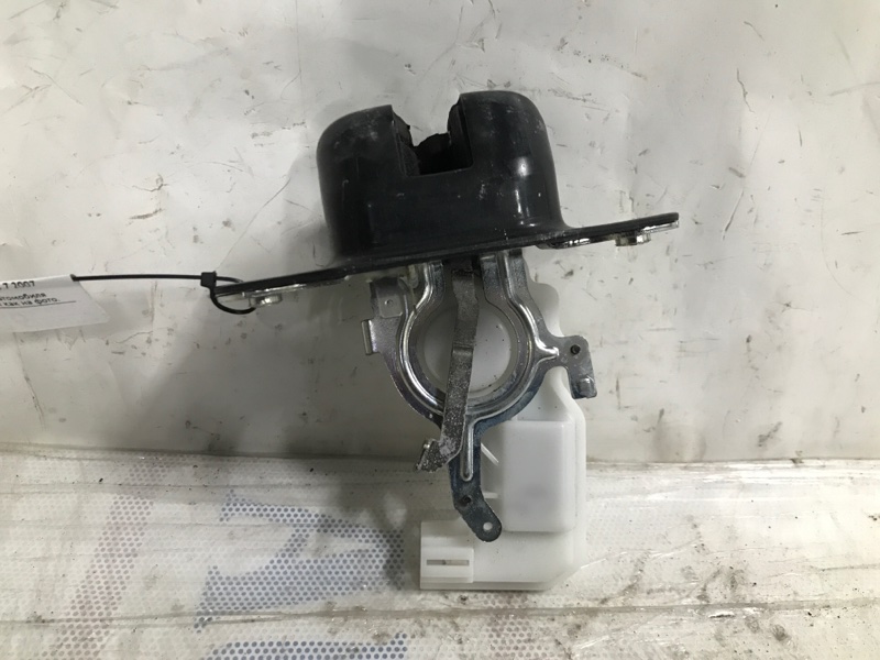 Замок крышки багажника MDX (YD2) 06-13 2007 YD2 3.7