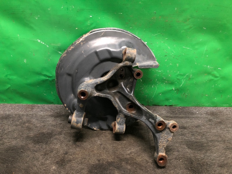 Ступица задняя левая PASSAT B7 11-15 2014 A32 1.8 CPKA