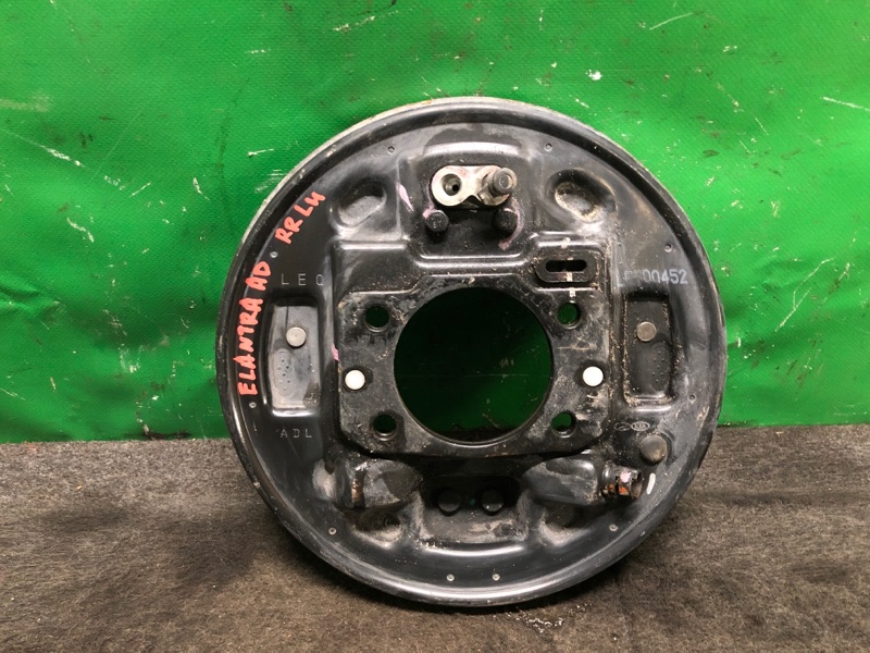 Тормозной механизм задний левый ELANTRA AD 16- 2017 Седан 2.0