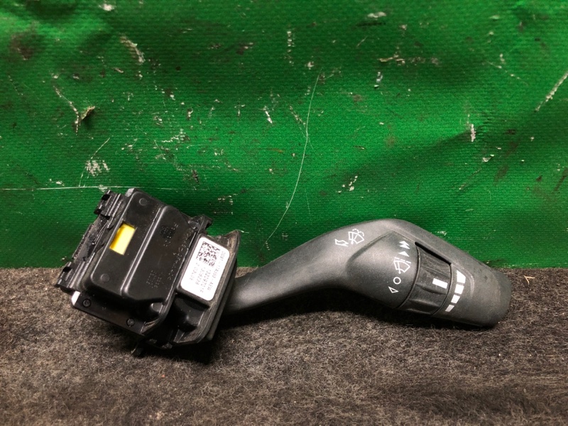 Подрулевой переключатель правый FORD FUSION 14- DG9T-17A553-AEW Б/У