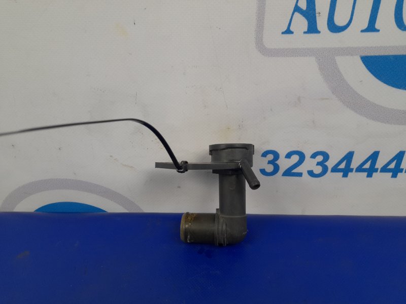 Запчасть горловина радиатора HONDA CIVIC 4D 06-11 FD Б/У Горловина радиатора HONDA CIVIC 4D 06-11 FD Б/У