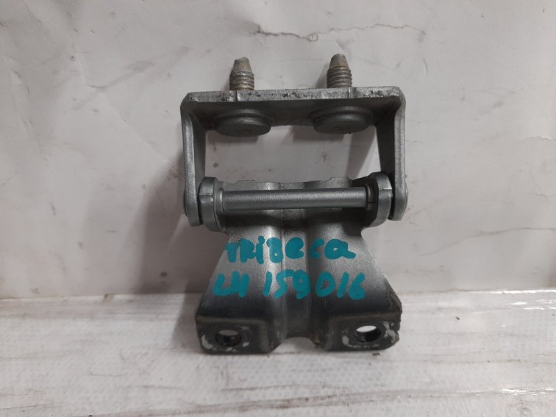 Запчасть петля крышки багажника левая SUBARU TRIBECA B9 05-07 2006 Внедорожник 3.0 60870AG00A9P Б/У Петля крышки багажника левая SUBARU TRIBECA B9 05-07 2006 Внедорожник 3.0 60870AG00A9P Б/У