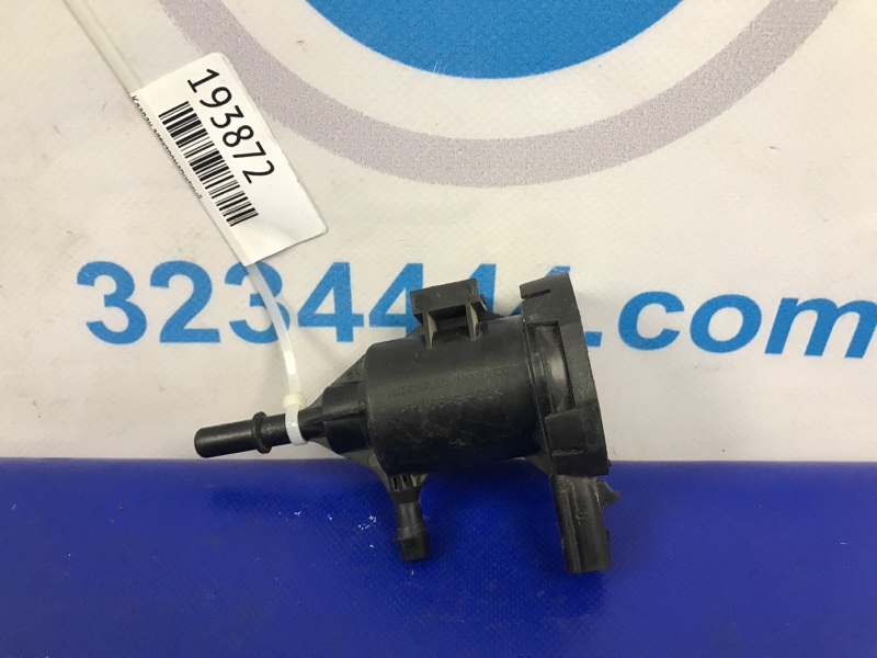 Запчасть клапан вентиляции топливного бака INFINITI QX30 16-20 A 001 476 05 32 Б/У Клапан вентиляции топливного бака INFINITI QX30 16-20 A 001 476 05 32 Б/У