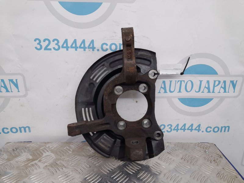 Кулак поворотный передний левый MITSUBISHI GALANT 03-12 2009 Седан 2.4 3870A055 Б/У