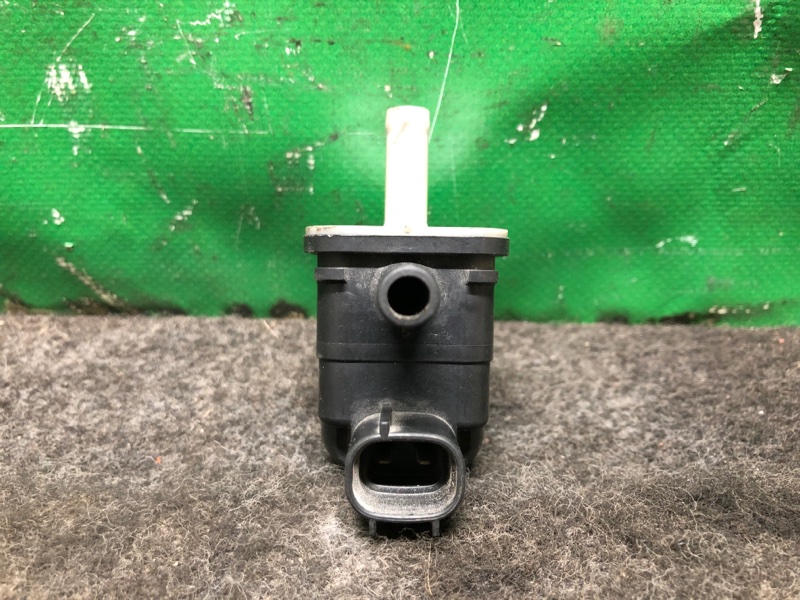 Клапан электромагнитный (вакуумный) CAMRY 40 06-11 2AZFE